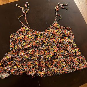 Large tank top from Kohls. Worn once maybe twice. Size large